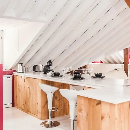 Alfama Chic Loft Διαμέρισμα *
