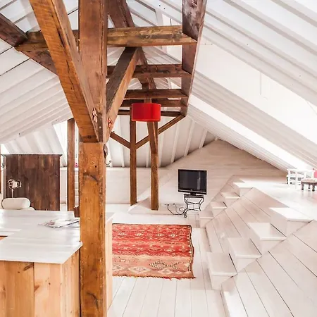 Alfama Chic Loft Διαμέρισμα *